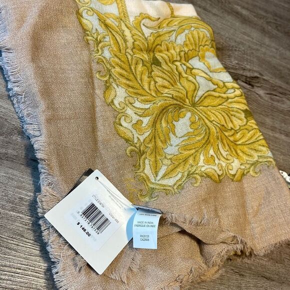 Echo Status Oversized Wool Scarf. NEW - Picture 3 of 4